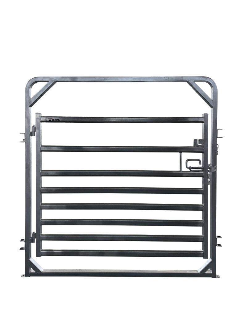 200 Series 8 Rail Cattle Gate